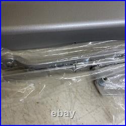ASSA ABLOY Norton Heavy Duty Door Closer Aluminum Finish 689 8501 Grade 1