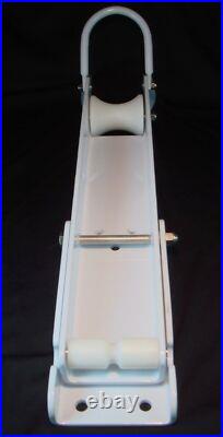 Heavy Duty Bow Anchor Roller Powder Coated Stainless Self Launching Pivoting New