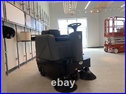 New Industrial Ride-On Floor Sweeper Commercial Grade Heavy Duty Machine 2023