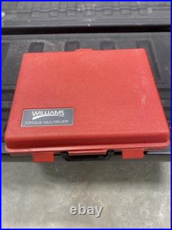 Professional Grade Torque Multiplier Wrench Heavy Duty 2200 Foot-Pound Maximum