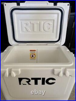 RTIC 20 Qt. Roto-Molded Heavy Duty Commercial Grade Cooler