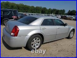 Used Radiator fits 2006 Chrysler 300 cooling system heavy duty Grade A